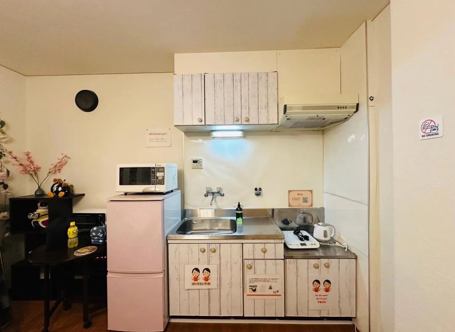 211Gblhouse,難波,道頓堀,黒門市場など主要観光地へすぐの好立地usjへもすぐ!駅から1分のおしゃれなお部屋! Osaka 0*,